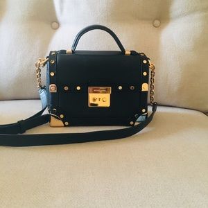 NWT Michael Kors Cori Small Trunk Bag
